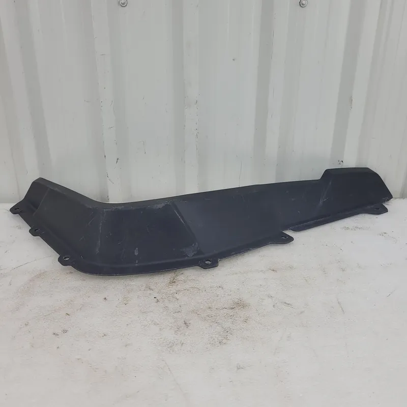 Quantité Limitée fender flare, rh
